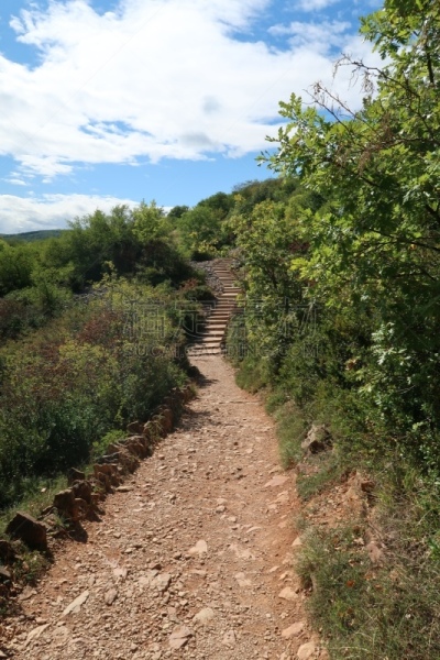 Highway to Rock of Solutré