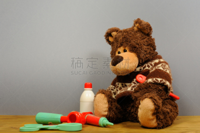 头痛,温度,熊,人,泰迪熊,玩具,灰色背景,身体受伤,褐色,温度计