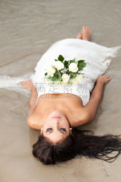 婚礼,垂直画幅,晒黑,水,彩妆,沙子,湿,斯默克眼影,玫瑰,户外