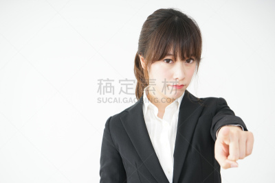 生气,女商人,脸颊膨起,舵,微晶玻璃,玻璃陶瓷面电炉,食指,关系紧张,运动目标