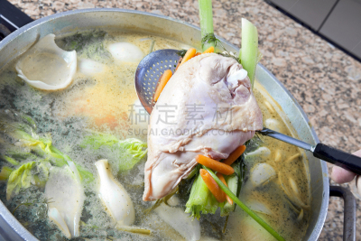 鸡汤,锅,巨大的,骨髓,火炉,胡萝卜,水平画幅,无人,生食,肉