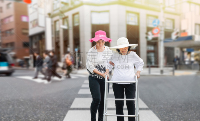 街道,女儿,老年女人,市区,危险路段标志,替代疗法,辅导讲座,市区路,衰老过程