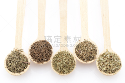 调味品,拉维纪草植物,葛缕子籽,墨角兰,五个物体,褐色,水平画幅,绿色,无人,木匙