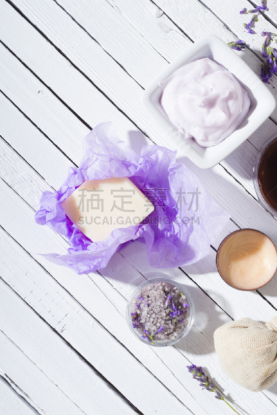 spa美容,熏衣草,垂直画幅,留白,彩妆,无人,浴盐,奶油,乡村风格,化妆用品