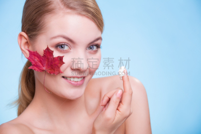人的脸部,青年女人,女孩,秋分,毛细血管,抗衰老,健康保健,纯净,舒服,医疗流程