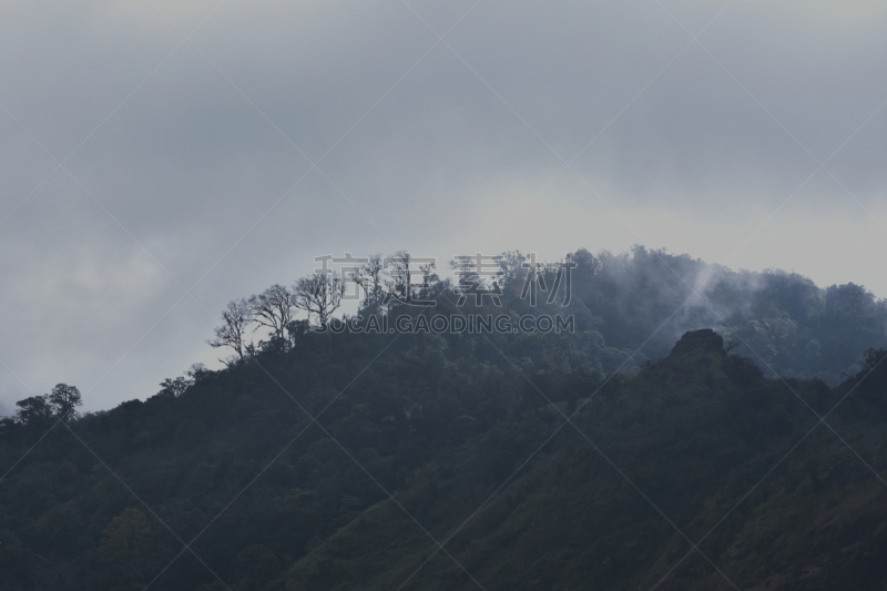 山,雾,地形,黑色,山谷,泉,摇滚乐,天空,水平画幅,无人