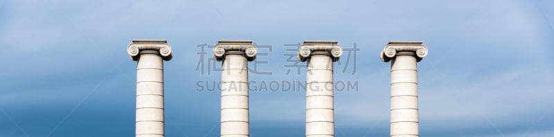 Four pillars pic taken in plaça d'espagna in Barcelone Spain