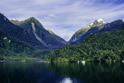 doubtful sound,山脉,新西兰,山脊,雪山,雪,著名景点,自然美,湖,河流