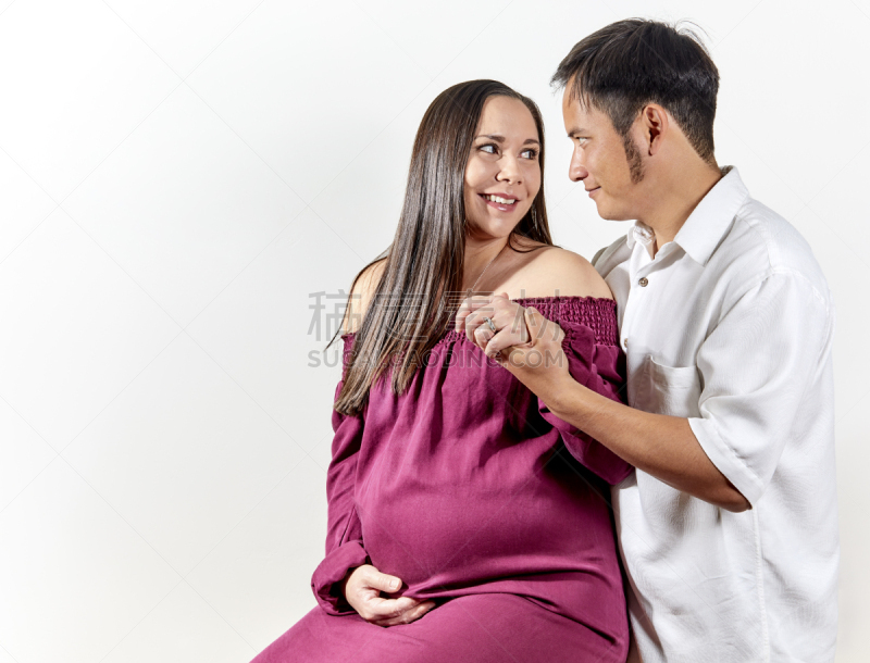 快乐,青年伴侣,水平画幅,父母,长发,青年人,母亲,婚姻,青年男人,成年的