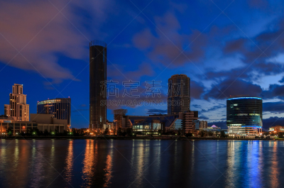 叶卡捷林堡,夜晚,云,河堤,夏天,水,天空,曙暮光,都市风景,著名景点