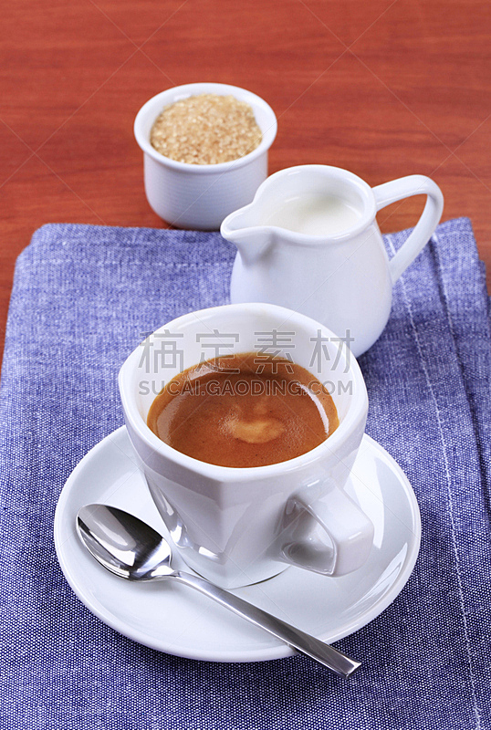 咖啡杯,红糖,奶壶,餐具,垂直画幅,无人,茶碟,奶油,饮料,特写