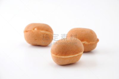 日式蜂蜜蛋糕,婴儿,晚会,三个物体,白色背景,海绵蛋糕,法式奶油蛋糕,日本料理,烤炉,褐色