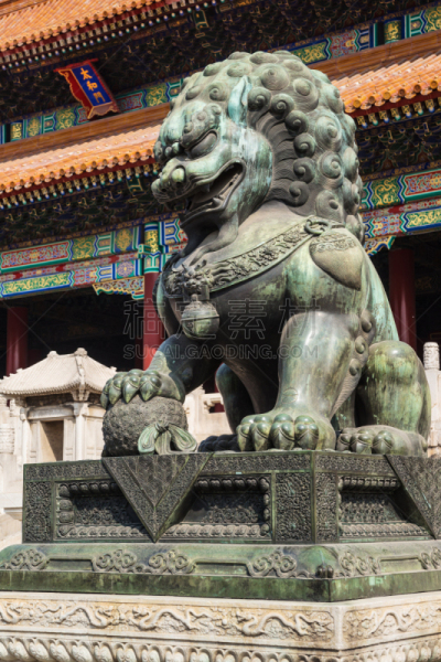 仪仗队,故宫,北京,狮王,垂直画幅,青铜,瓦,旅游目的地,绿色,色彩鲜艳