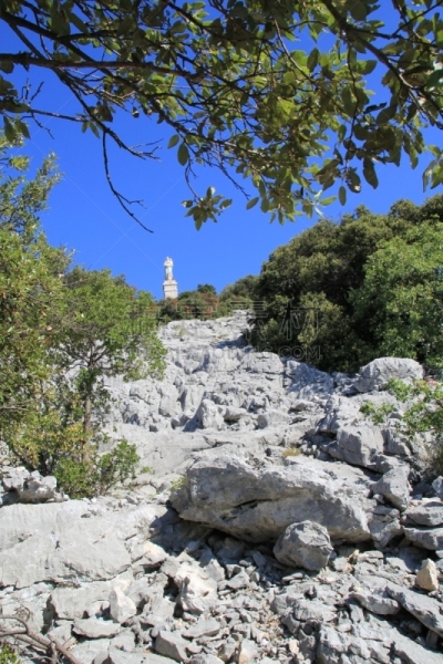 马赛圣母院,十字形,街道,悲哀之路,耶稣受难像,塞文山区,埃罗,受难记,松树,夏天