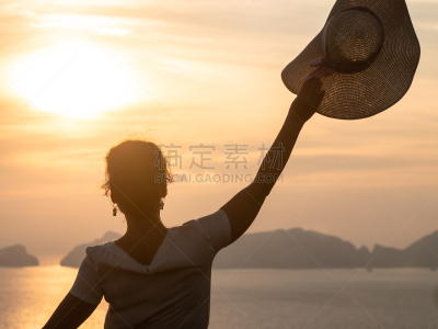 风景,帽子,青年女人,时尚,山,海滩,在上面,白衬衫,挥手,日落