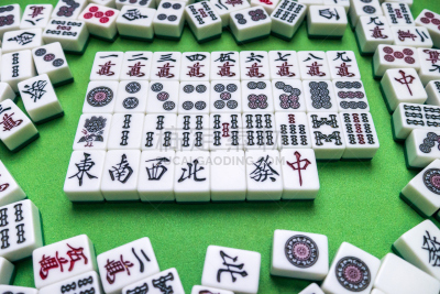 麻将,瓷砖,绿色背景,充满的,翘起大拇指,汉字,中文,骰子,龙,休闲活动