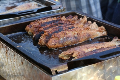 鱼类,罗非鱼,餐具,格子烤肉,水平画幅,无人,膳食,海产,煎锅,锅