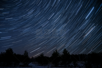 天空,星星,森林,运动跑道,水平画幅,纹理效果,夜晚,户外,北极星