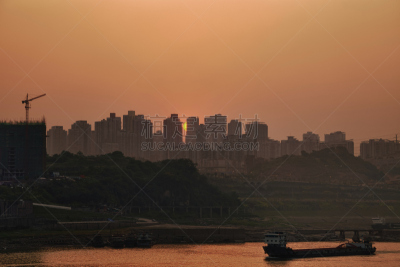 重庆,长江,工业船,橙色,船,现代,烟雾,河流,户外,都市风景