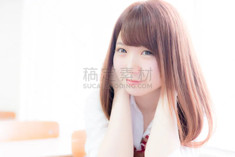 女性 高中生 老年人 到24岁 中长发 仅一个女人 水平画幅 可爱的 美人 仅日本人图片素材下载 稿定素材 女性 高中生 老年人 到24岁 中长发 仅一个女人 水平画幅 可爱的 美人 仅日本人图片素材下载 稿定素材
