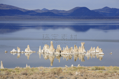 莫诺湖,泉华,水,天空,美国西部,水平画幅,无人,优美,当地著名景点,石灰石