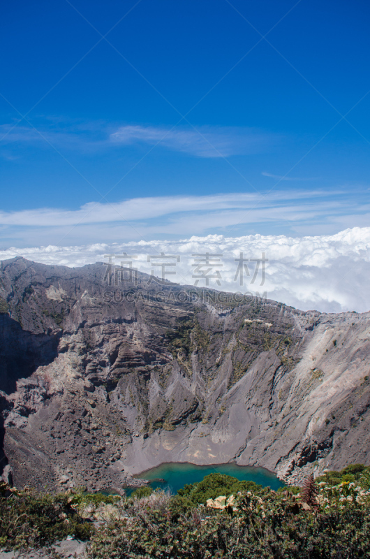 伊拉苏火山,哥斯达黎加,垂直画幅,天空,美,云,山,无人,火山地形,夏天