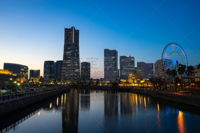 都市风景,横滨,城市,横滨高速铁路,居住区,办公室,水,车轮,水平画幅,夜晚