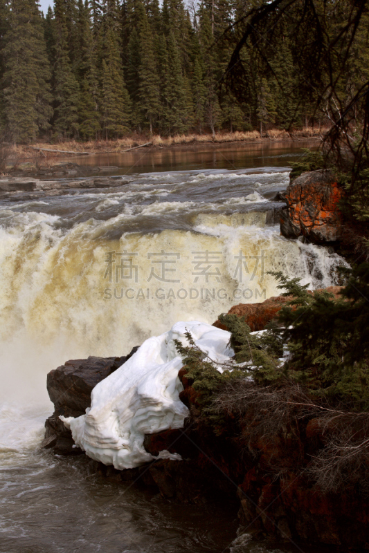 pisew falls,马尼托巴湖,北,皮斯乌瀑布省立公园,草河,垂直画幅,岩石,瀑布,户外,湍急的