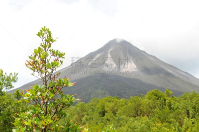 哥斯达黎加,阿雷纳火山,天空,公园,拉美人和西班牙裔人,水平画幅,火山地形,热带雨林,户外,美洲