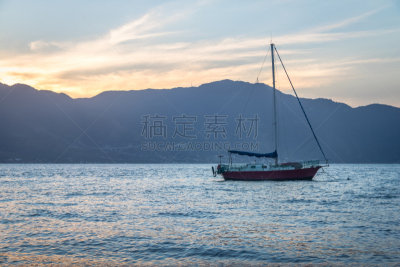巴西,有帆船,伊拉贝拉,圣保罗州,圣塞巴斯蒂昂,背景,水,天空,美,水平画幅