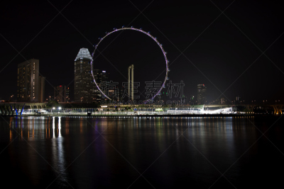 滨海湾 ,新加坡市,摩天轮,滨海广场,新加坡摩天观景轮,滨海湾金沙酒店,游乐园,旅游目的地,水平画幅,新加坡