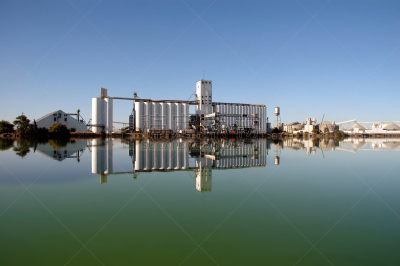 筒仓,水,谷类,绿色,斯托克顿,stockton,圣加金河谷,军用船,天空,客船