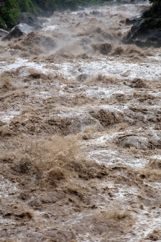 尤鲁边巴河,秘鲁,垂直画幅,水,褐色,暴风雨,印加人文明,山,无人,户外