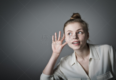白色,女人,好奇心,人的耳朵,机敏,水平画幅,白人,青年人,人的脸部,人的头部
