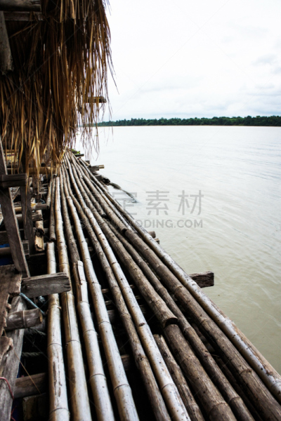 ,餐馆,莫尔德,小木屋,垂直画幅,水,天空,外立面,休闲活动,水平画幅