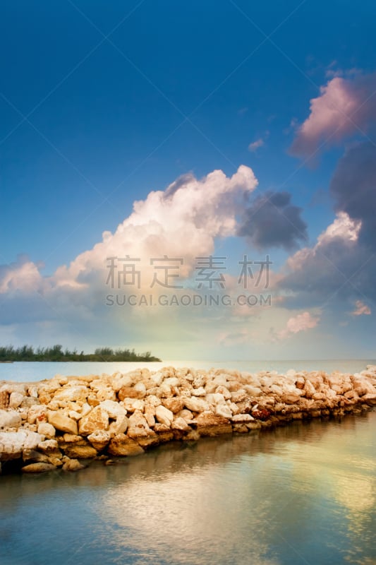 海滩,自然美,垂直画幅,水,天空,度假胜地,无人,夏天,牙买加蒙特哥贝湾,户外