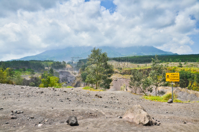 墨拉皮火山,岛,火山,爪哇,火山碎屑流,日惹特区,水平画幅,无人,户外,图像