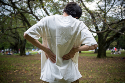 背痛,男人,低的,身体受伤,神经系统,水平画幅,衰老过程,户外,曲柄,营养品