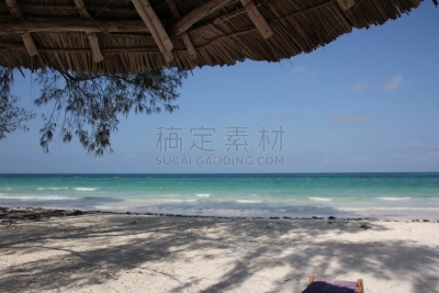 吉汶瓦海滩,桑吉巴尔,茅屋屋顶,印度洋,非洲,遮阳伞,东非部落,椰子树,沙子,纪念品