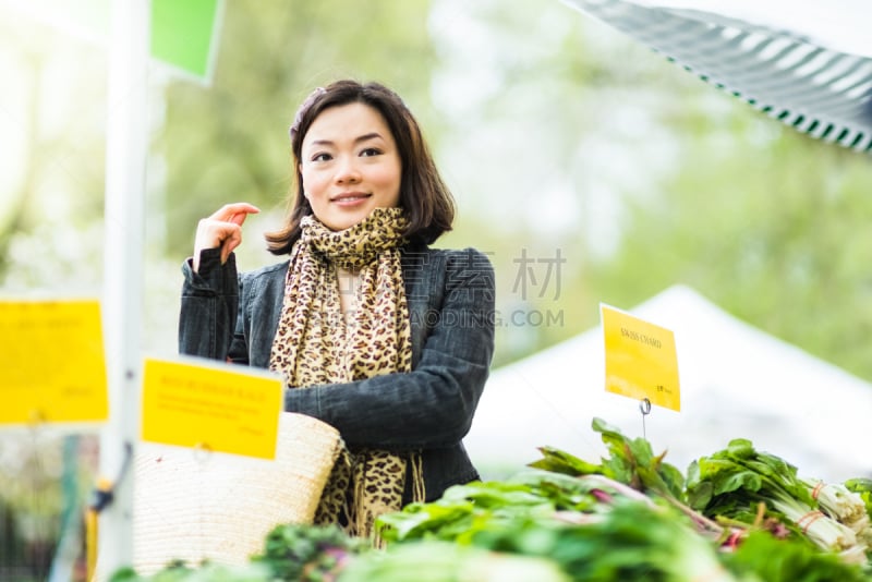 农业市集,女人,联合广场,红宝石牛皮菜,农产品市场,牛皮菜,街市,留白,顾客,仅成年人