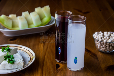 饮料,土耳其白酒,芜菁,饮用水,土耳其人,水平画幅,无人,开胃品,含酒精饮料,夏天