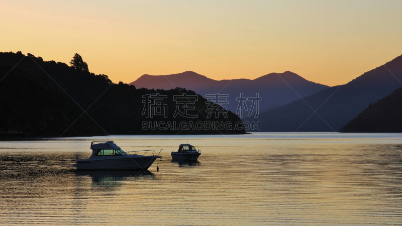 船,颇提瑞谷,海湾,水,天空,休闲活动,客船,水平画幅,山,无人