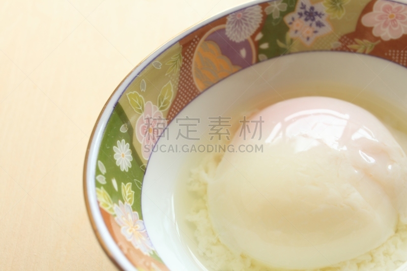 特写,日本食品,鱼汤肉汤,煮鸡蛋,留白,水平画幅,高视角,鸡蛋,无人,水煮食品