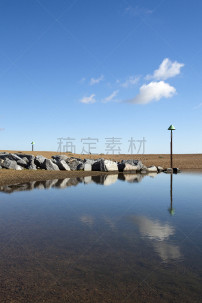 费里克斯托,萨弗克,海滩,英格兰,垂直画幅,天空,沙子,岩石,无人,蓝色