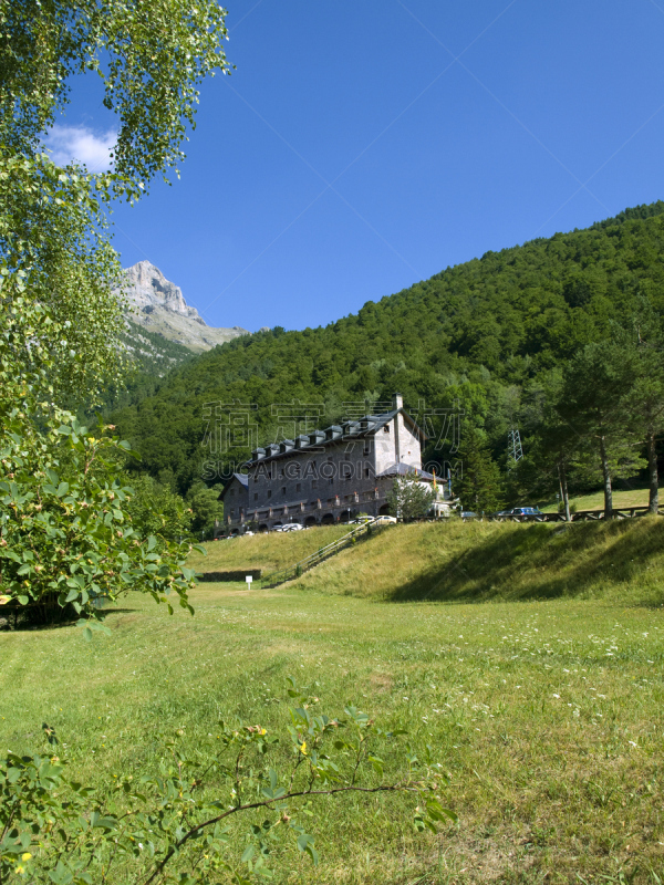 ordesa national park,山,迷路,韦斯卡,阿拉贡,宝丽丝山脉,垂直画幅,天空,国家公园,林区