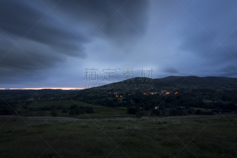 英格兰,城镇,赛德伯,山,曙暮光,天空,暴风雨,夜晚,草坪,光