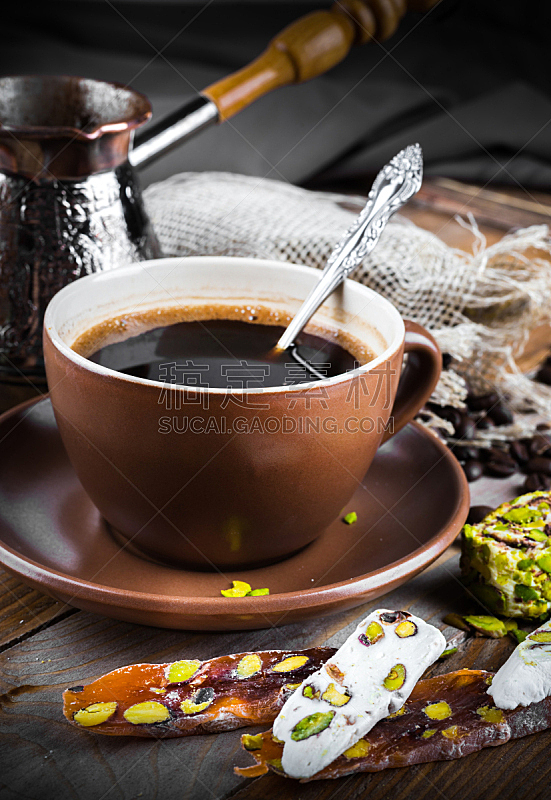 咖啡,土耳其软糖,垂直画幅,褐色,桌子,饮料,甜点心,甜食,开心果,热