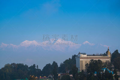 高视角,大吉岭,城镇,推铅球,摄像机拍摄角度,天空,水平画幅,山,雪,无人
