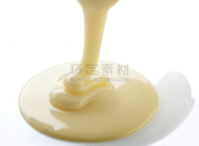 炼乳,奶制品,水平画幅,无人,背景分离,饮料,厚的,甜点心,甜食,剪贴路径