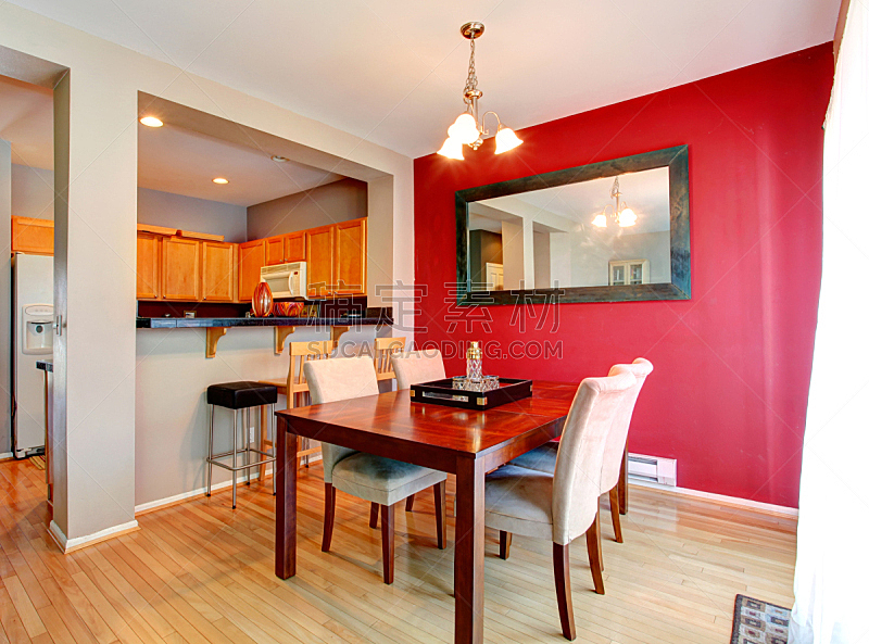 饭厅,红色,反差,墙,住宅房间,桌子,水平画幅,建筑,椅子,房地产